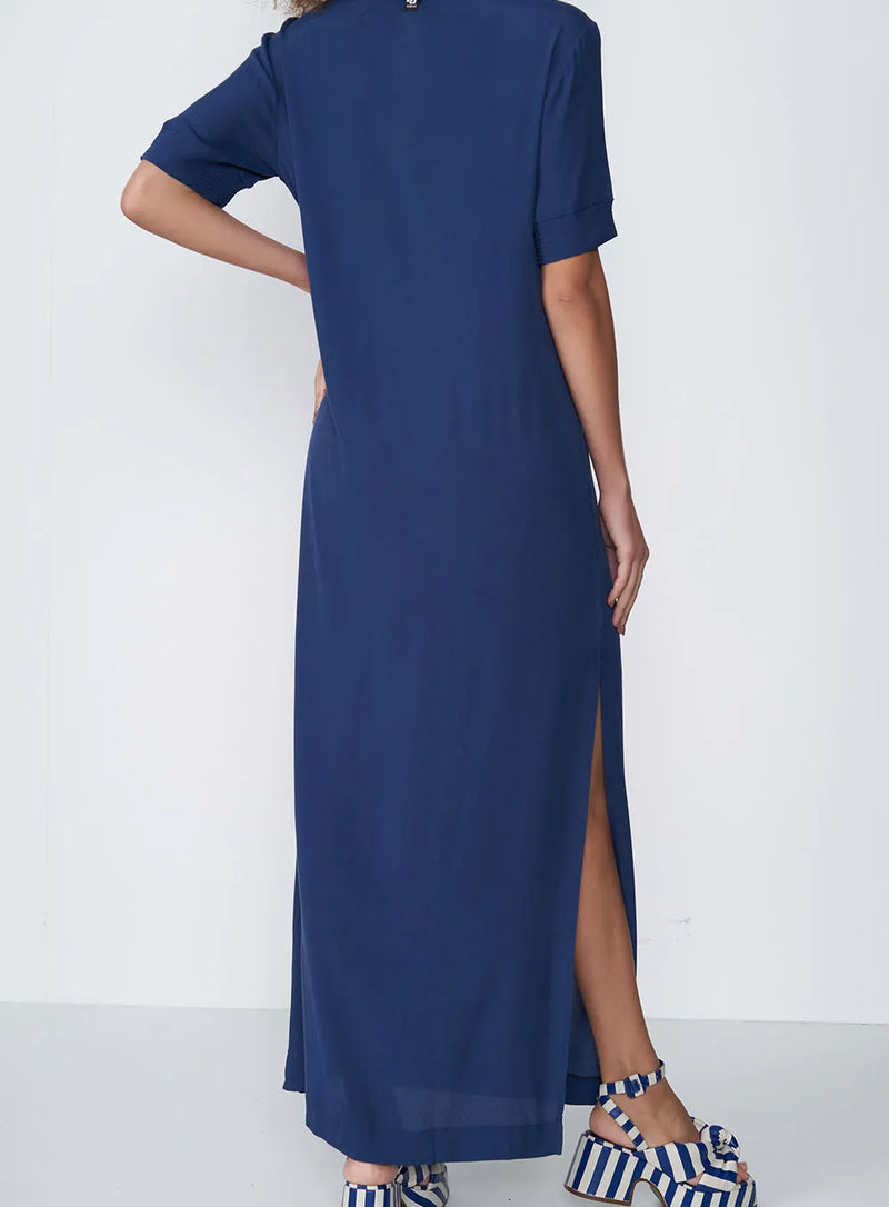 Vestido Longo Solto Com Fenda