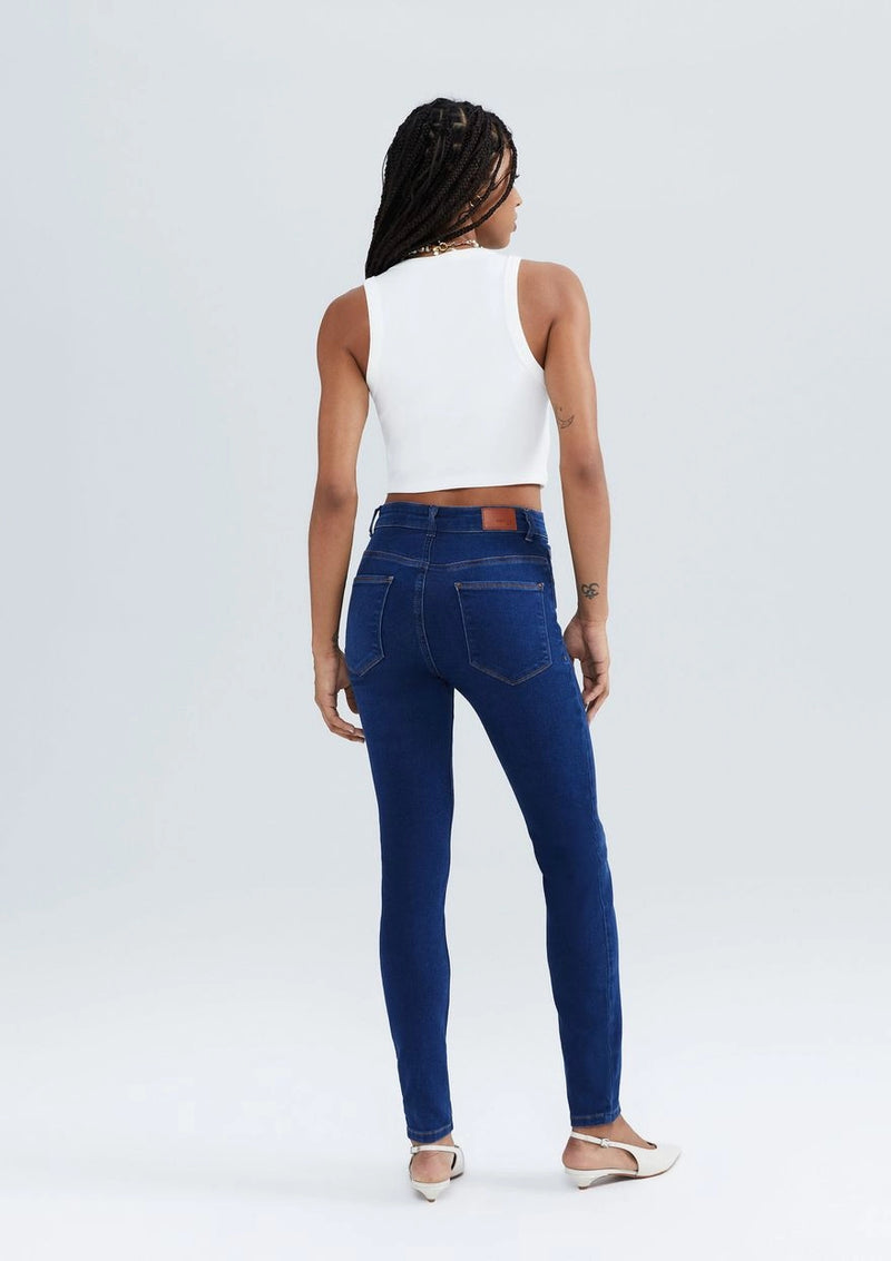 Calça Jeans Feminina Skinny intura média Soft Touch - Azul