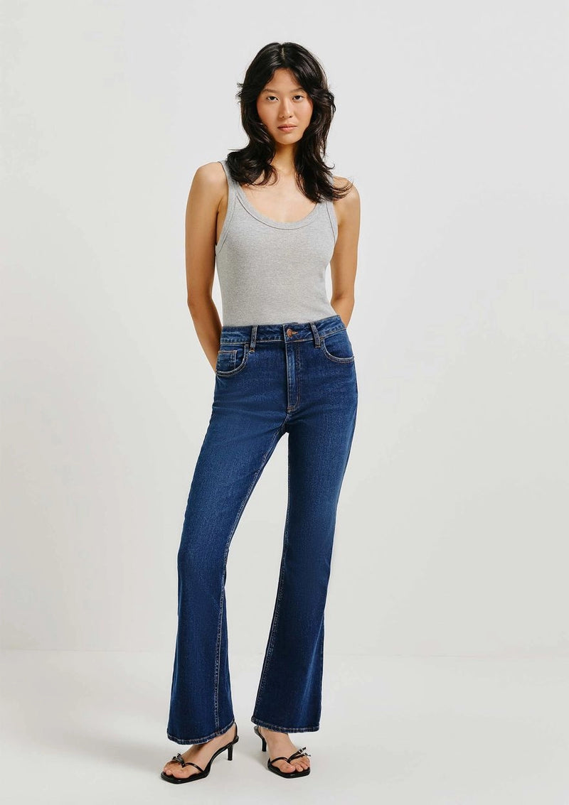 Calça Jeans Básica Feminina Cintura Média Flare Petit - Azul