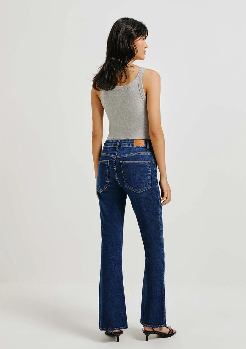 Calça Jeans Básica Feminina Cintura Média Flare Petit - Azul