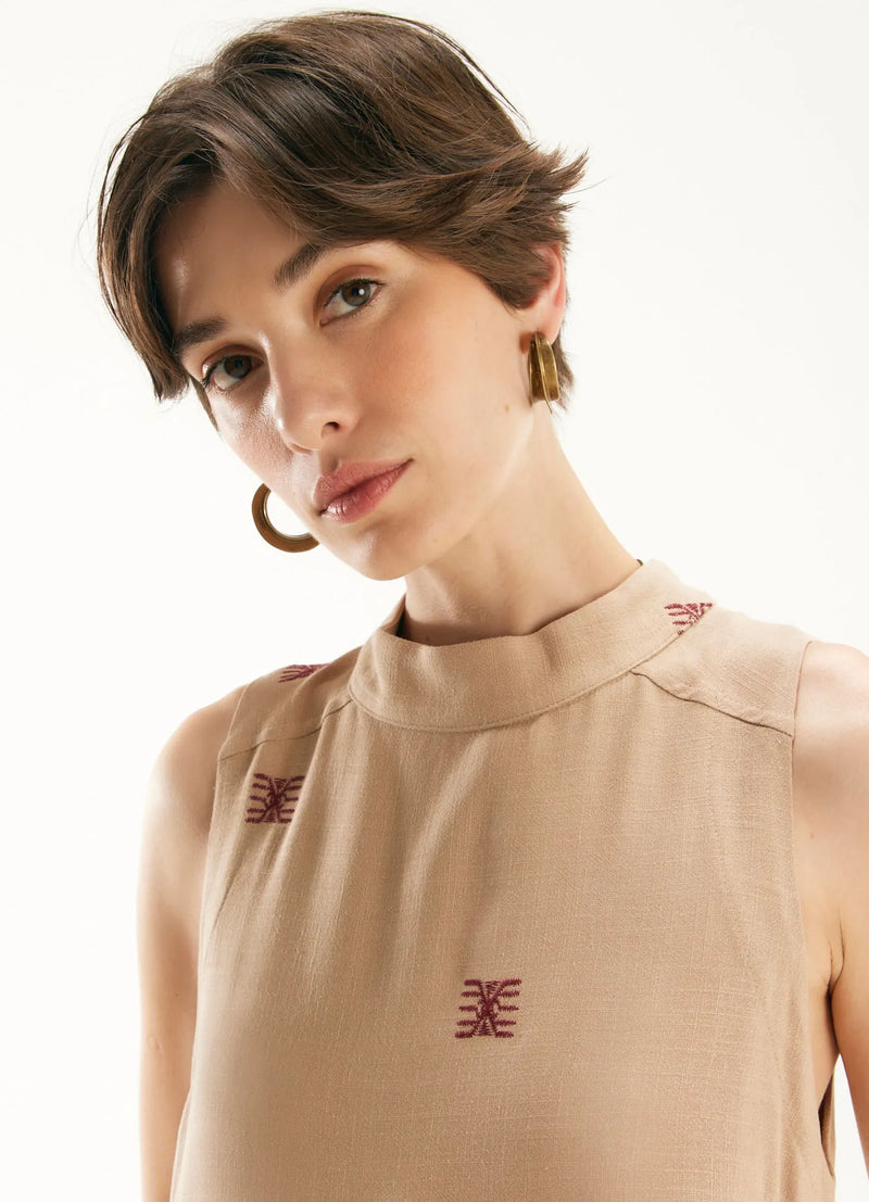 Vestido Cantão linho bordado étnico barrado